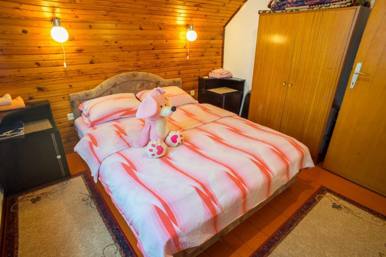 Lara Rooms Žabljak Exterior foto
